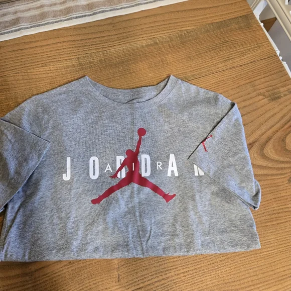 Under Armour and Nike T-Shirts Bundle - Picture 6 of 6